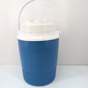 Vintage Rubbermaid Gott Corporation Model 1502 Half Gallon Water Jug